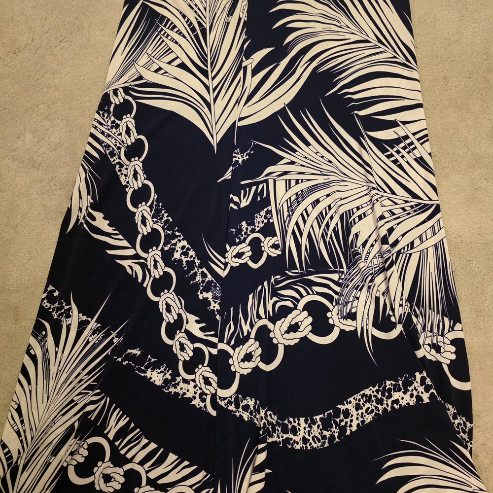 Elegant Black and White A-Line Skirt